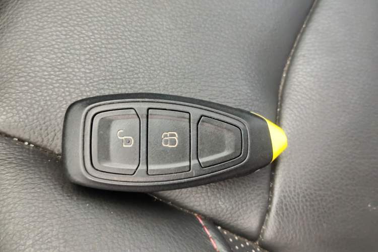 Used Ford EcoSport 2016 1.5L Automatic Sport Collection Edition Vehicle Key