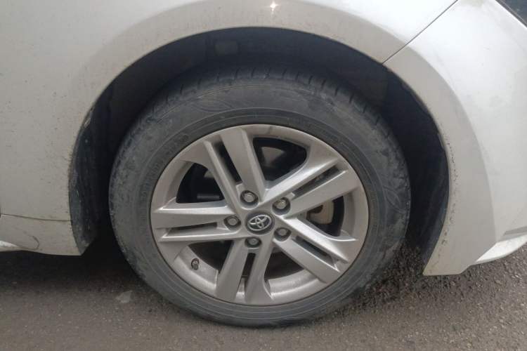 Used Toyota Levin 2021 Dual-Motor 1.8H E-CVT Progressive Edition Right Front Wheel Hub