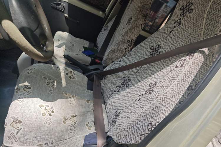 Used Wuling Zhiguang 2010 1.0L Liye Edition Left Front Seat