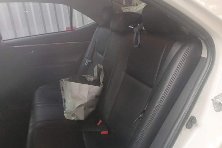 Used Toyota Corolla 2017 1.2T CVT GL
