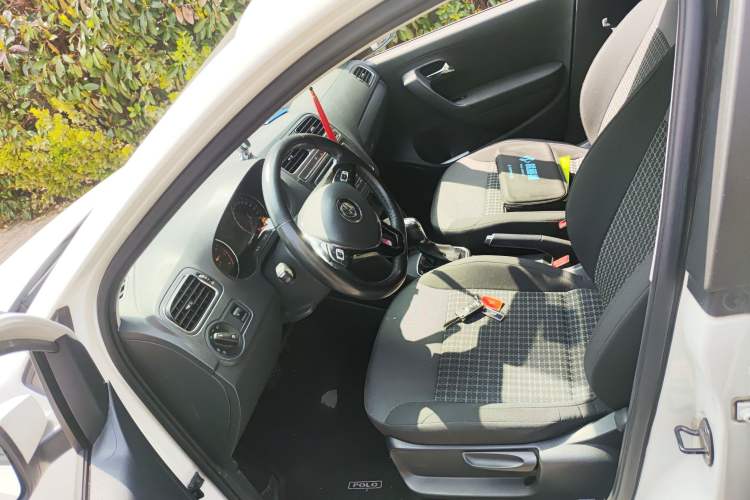 Used Volkswagen Polo 2016 1.6L Automatic Comfort Model Left Front Seat