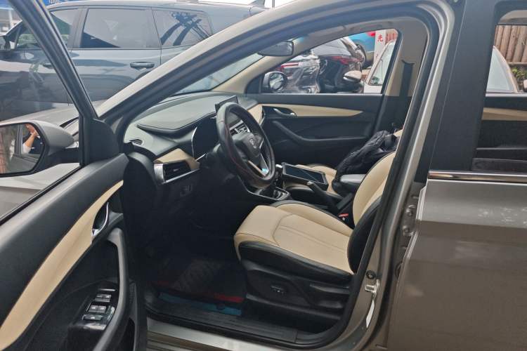 Used Baojun 360 2018 1.5L Manual Luxury Edition China V
