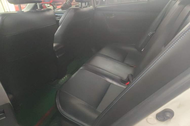 Used Toyota Levin 2018 Dual-Engine 1.8H GS-V E-CVT Prestige Version China V Standard Left Rear Seat