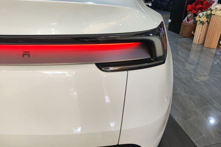 Used Tesla Model Y 2026 Long-Range All-Wheel-Drive Model Exterior 3