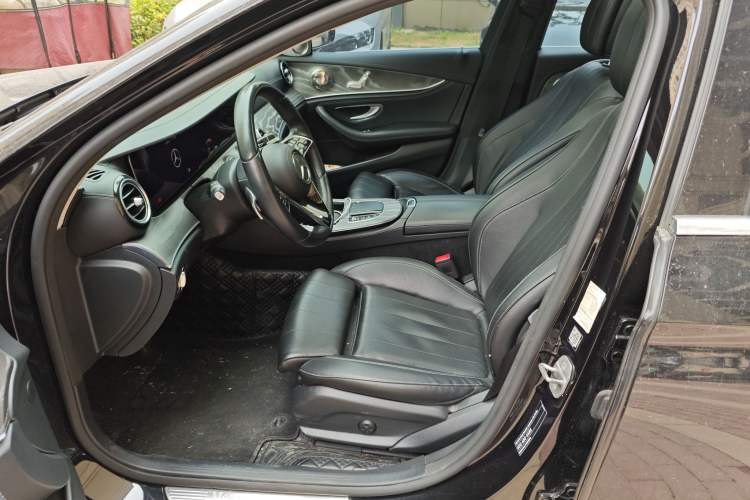 Used Mercedes-Benz E-Class 2021 Facelift E 260 L
