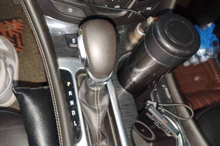 Used Buick Envision 2014 28T Four-Wheel Drive Elite Model Gear Lever