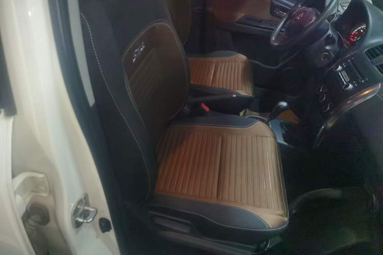 Used Suzuki SX4 2016 1.6L Automatic Classic Edition Right Front Seat