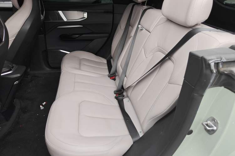 Used HiPhi Y 2023 560 km Pioneer Edition Left Rear Seat