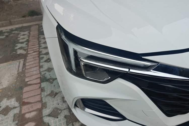 Used Roewe i6 MAX New Energy 2023 EV 420 Skyroof Special Edition Right Front Headlight