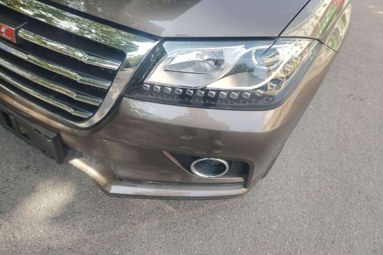 Used Haval H2 2017 Red-Label 1.5T Manual Two-Wheel-Drive Elite Model