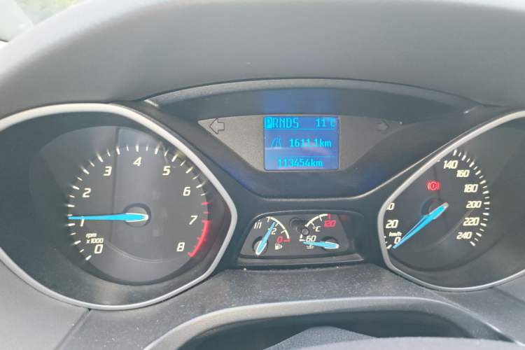 Used Ford Focus 2013 Sedan Classic 1.8L Automatic Fashion Edition