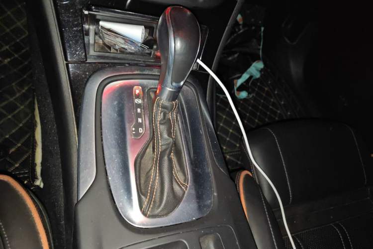 Used Opel Insignia 2013 2.0T Four-Wheel Drive Sport Model
