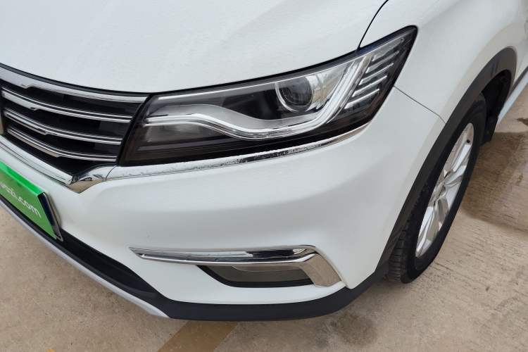 Used Roewe RX5 2018 20T Two-Wheel Drive Manual Flagship Edition
