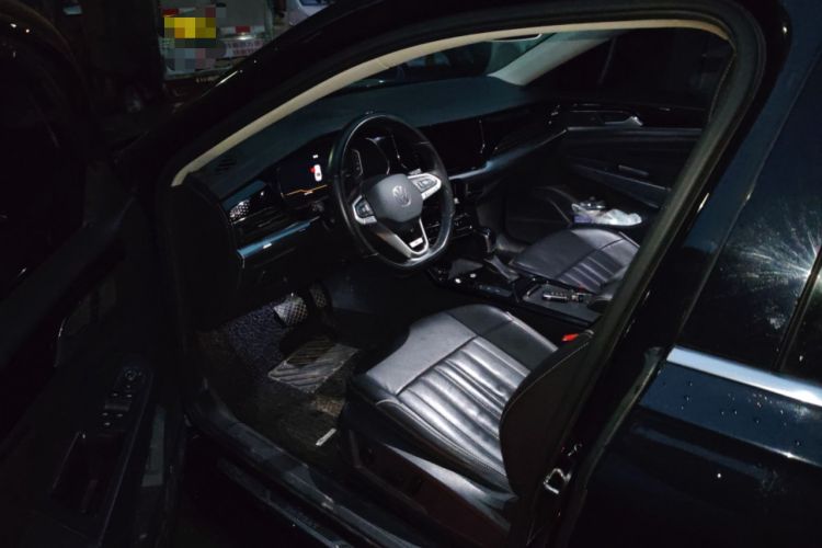 Used Volkswagen Passat 2022 330TSI Elite Edition Driver Seat