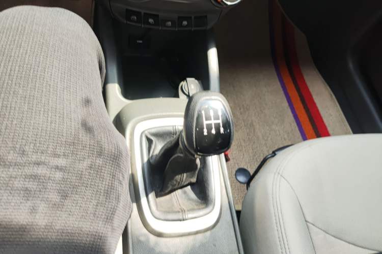 Used Chevrolet Sail 2015 Sail 3 1.5L Manual Happiness Edition