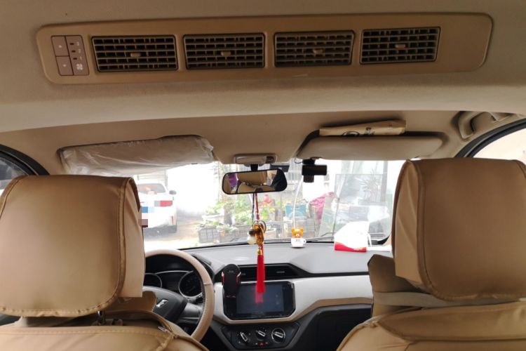 Used Wuling Hongguang 2019 1.5L S Comfort Edition China VI LAR