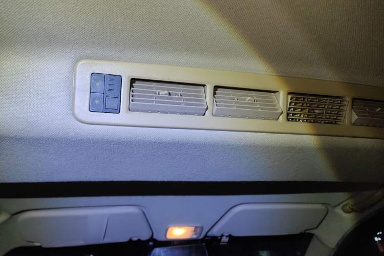 Used Wuling Hongguang 2014 1.5L S Standard Version
