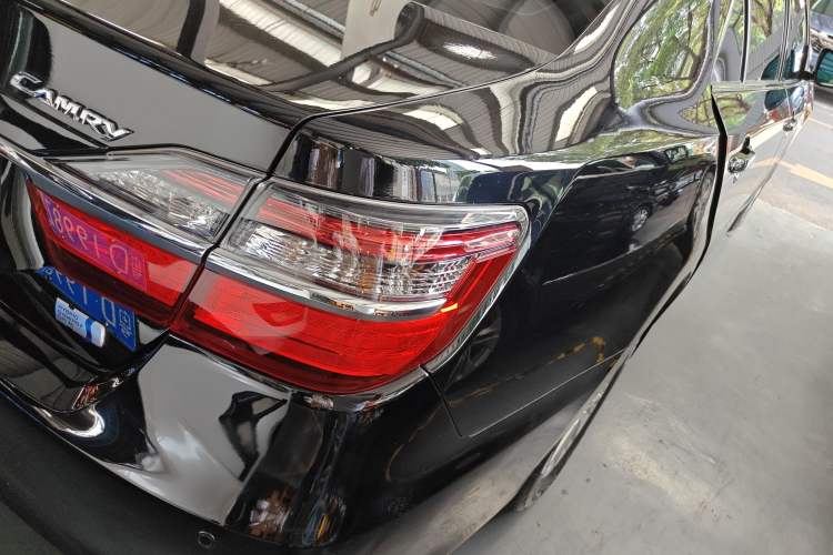 Used Toyota Camry 2015 Dual-Engine 2.5 HG Luxury Navigation Edition Exterior 3