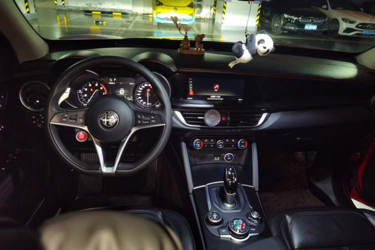 Used Alfa Romeo Stelvio 2017 2.0T 280HP Luxury Edition