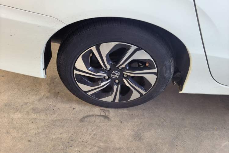 Used Honda Crider 2016 1.8L CVT Luxury Edition
