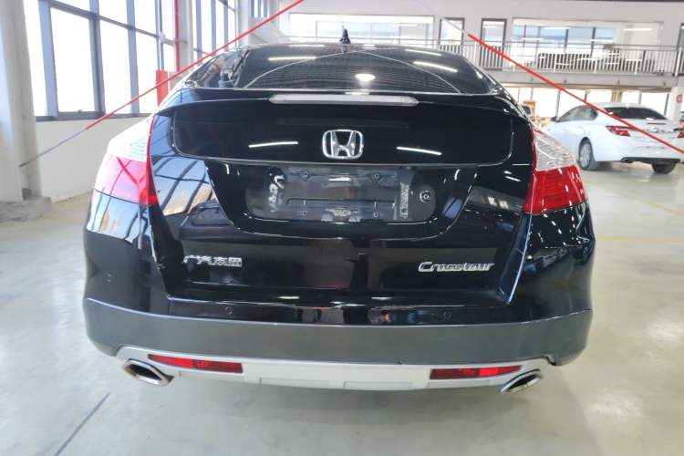 Used Honda Crosstour 2016 2.4L Luxury Edition
