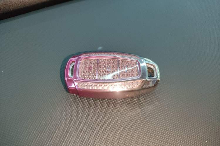 Used Hyundai Elantra 2023 1.5L CVT LUX Prestige Edition
