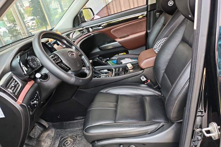 Used GAC Trumpchi GS8 2019 390T Two-Wheel Drive Luxury Smart Connectivity Version (7 Seats)
