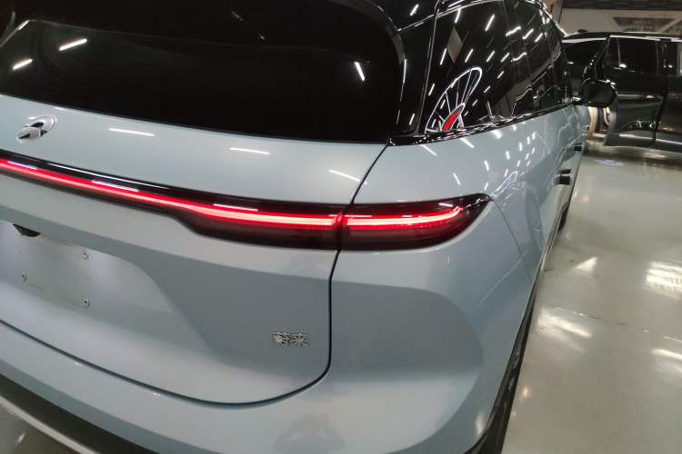 Used Nio ES6 2024 75 kWh Right Rear Taillight