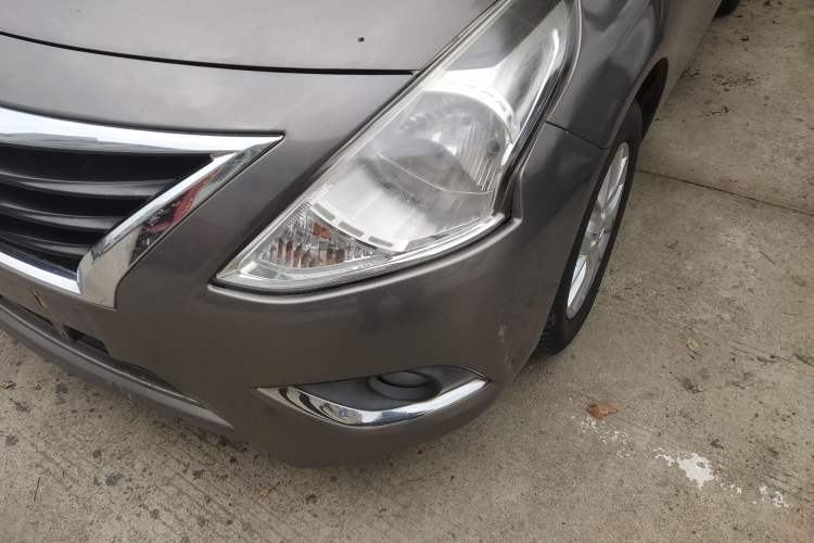 Used Nissan Sunny 2014 1.5XL Manual Deluxe Edition Left Front Headlight