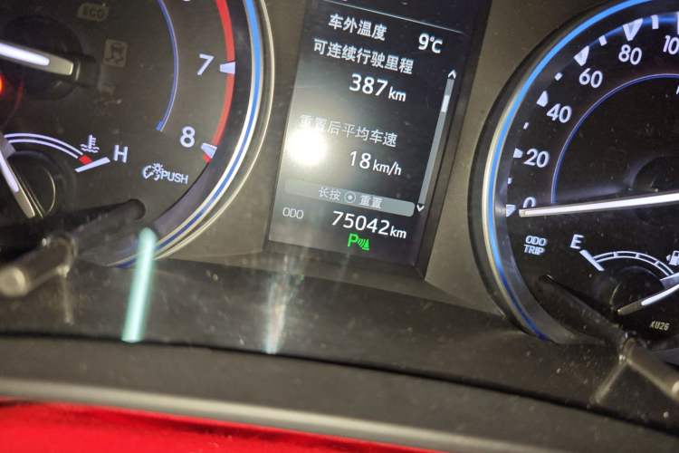 Used Toyota Highlander 2018 2.0T Four-Wheel Drive Luxury Version 7 Seats China VI Standard Odometer Close Up