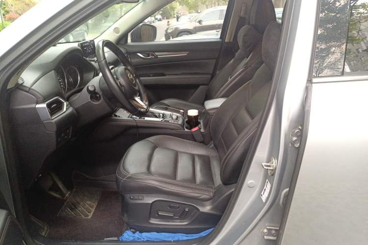 Used Mazda CX-5 2018 2.5L Automatic 4x4 i-ELOOP ZhiZun Version China VI Standard Left Front Seat