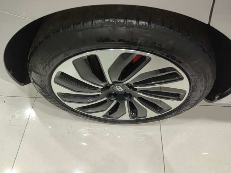 Used Hima AITO M5 2022 Extended-Range Four-Wheel Drive Ultimate Edition — 25