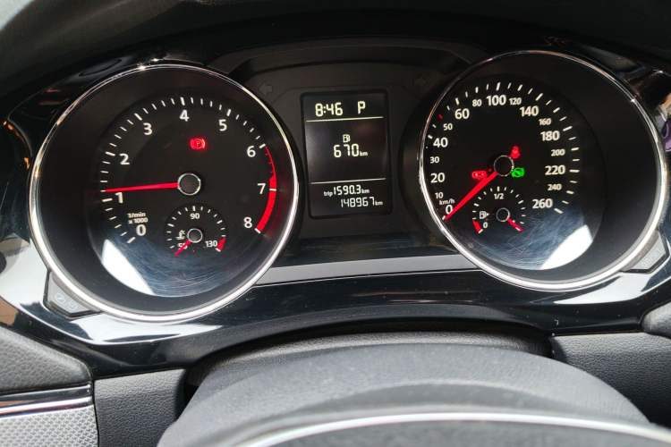 Used Volkswagen Sagitar 2015 230TSI Automatic Comfort Version Odometer Close Up