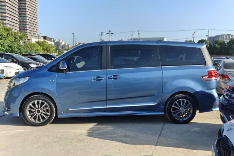 Used SAIC MAXUS G10 2016 2.0T Automatic Elite Edition