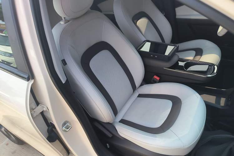 Used JAC Yiwei 3 2023 505km Pro