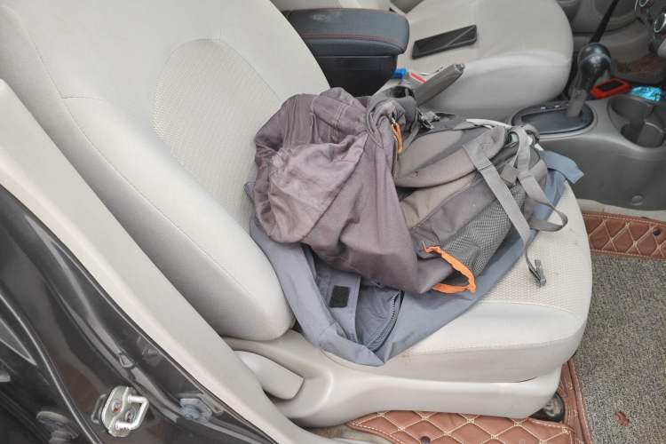 Used Nissan Sunny 2015 1.5XE CVT Comfort Edition Right Front Seat