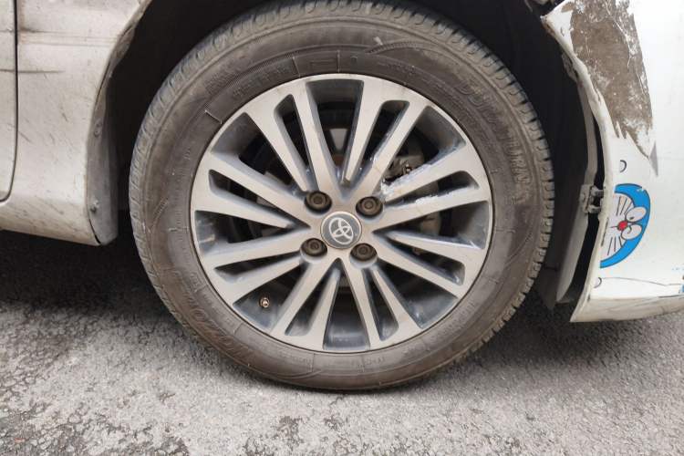 Used Toyota YARiS L Zhi Xiang 2018 1.5E CVT Champion Limited Edition Right Front Wheel Hub