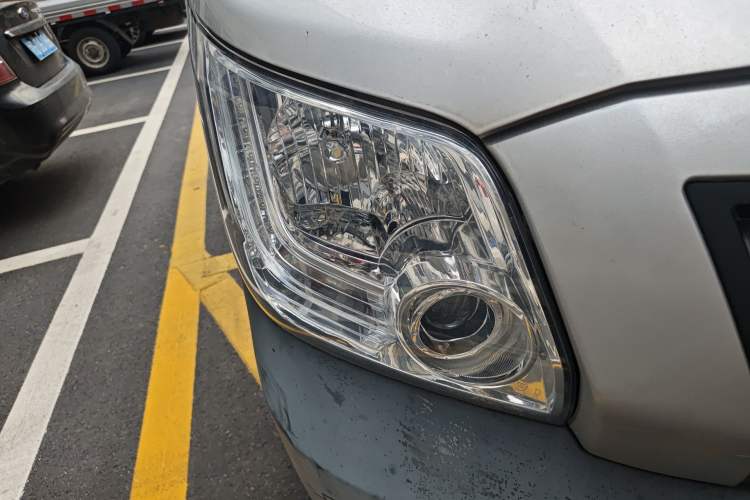 Used Foton Toano 2021 2.0T Manual Tongtu Short Wheelbase Mid-Height 5/6-Seater 4F20TC3 Right Front Headlight