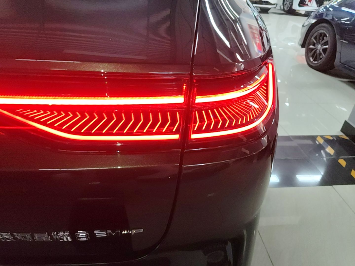 Geely Galaxy 8 2025 130km EM-P Starship Edition — снимка 9