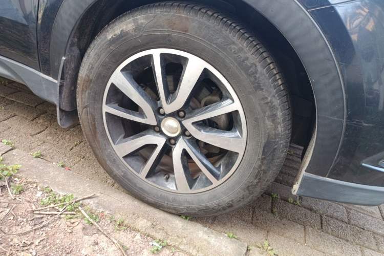 Used Dongfeng Fengon 580 2016 1.5T Manual Luxury Edition