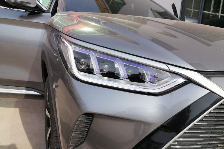 Used BYD Song PLUS New Energy 2021 DM-i 100KM Four-Wheel Drive Flagship PLUS