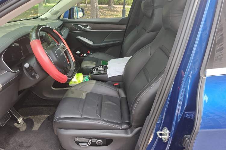 Used SERES SF5 2021 Four-Wheel Drive Freedom Expedition Edition
