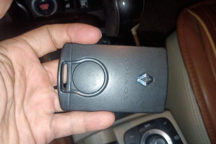 Used Renault Koleos 2010 2.5L 4x4 Comfort Edition