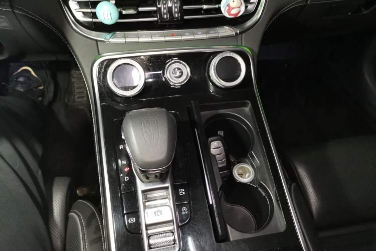 Used Hongqi H9 2020 2.0T Smart Connect Flagship Edition
