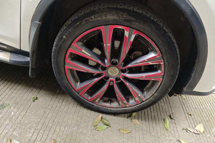 Used BYD Tang 2018 2.0T Automatic SmartConnect Prestige 7-Seater China V Standard Right Front Wheel Hub