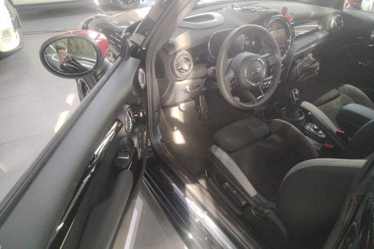 Used MINI JCW 2023 Facelift 2.0T JOHN COOPER WORKS ALL-IN
