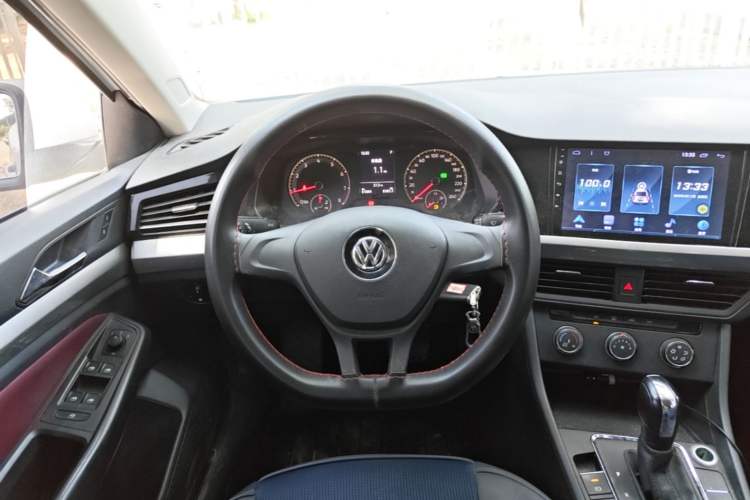 Used Volkswagen Bora 2019 Revised Version 1.5L Automatic Fashionable Style China VI
