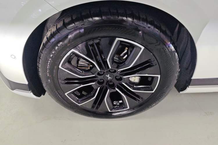 Used XPeng G9 2025 625 Long-Range Max
