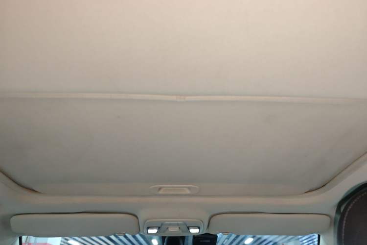 Used Geely Auto Vision 2019 Upgraded Model 1.5L CVT Prestige Version China VI Standard Headliner