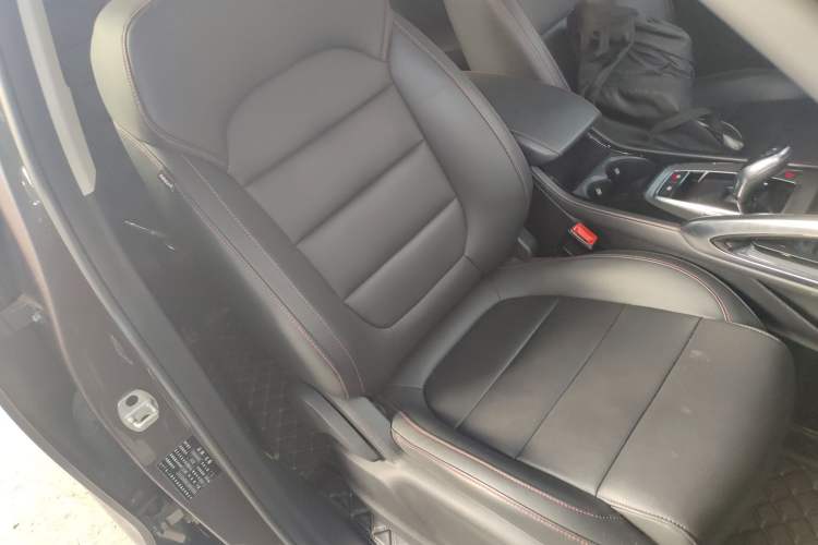 Used MG HS 2019 20T Automatic Two-Wheel Drive Trophy Super Sport Version China VI Standard
